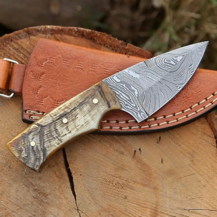 Handmade Damascus Steel Skinner Knife - Ram Horn Handle - 5.5" Full Tang Damascus Knife