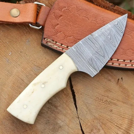 Handmade Damascus Steel Skinner Knife - Camel Bone Handle - 5.5" Full Tang Damascus Knife